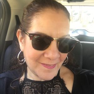 Meet your Posher, Lourdes